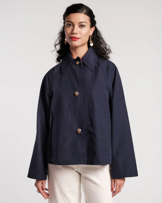 SHORT SPIFFY TRENCH POLY NAVY