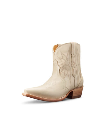 THE LYNN BOOTIE
