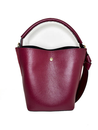 CLASSIC MEDIUM BUCKET BAG