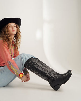 THE ABBY BOOT