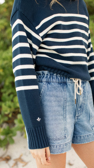 DENIM SHORTS W/ DRAWSTRING