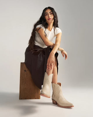 THE LYNN BOOTIE