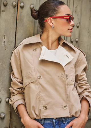 SHORT BALLOON TRENCH COAT