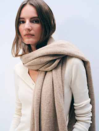 CASHMERE TRAVEL WRAP